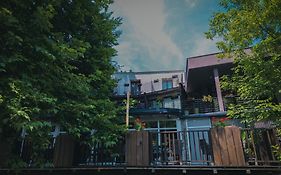 Hotel Tazz - River Front Oasis Collection
